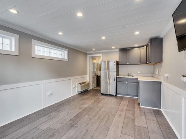 4517 Park Drive, Houston, TX 77023