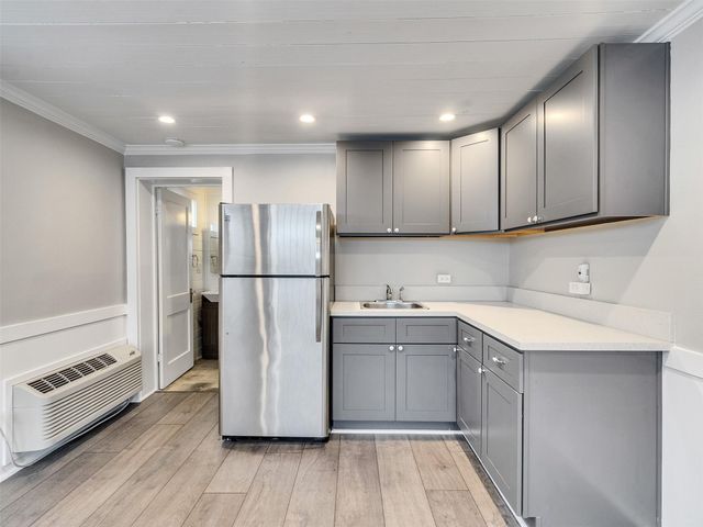 4517 Park Drive, Houston, TX 77023