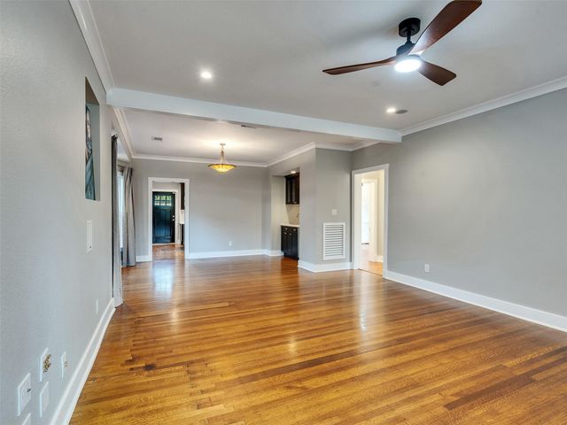 4517 Park Drive, Houston, TX 77023