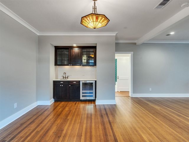 4517 Park Drive, Houston, TX 77023