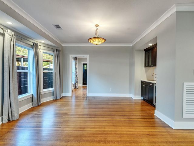 4517 Park Drive, Houston, TX 77023