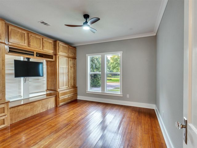 4517 Park Drive, Houston, TX 77023