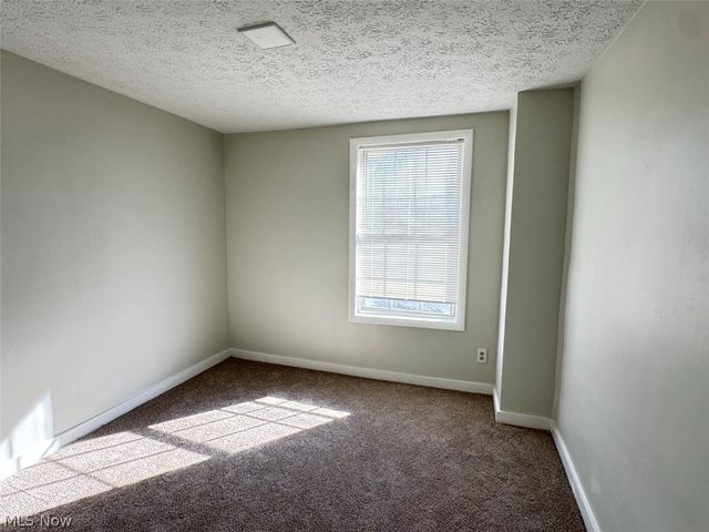 143 Gale Street, Akron, OH 44302