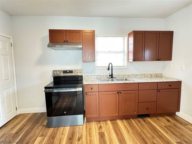 143 Gale Street, Akron, OH 44302