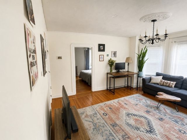 50 Dartmouth St. 2, Somerville, MA 02145