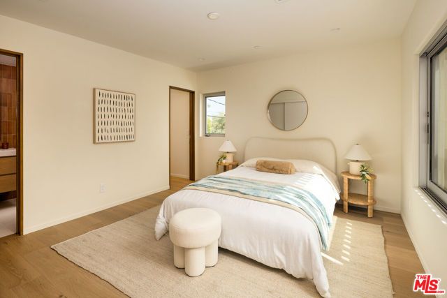 2132 Walnut Avenue, Venice (los Angeles), CA 90291