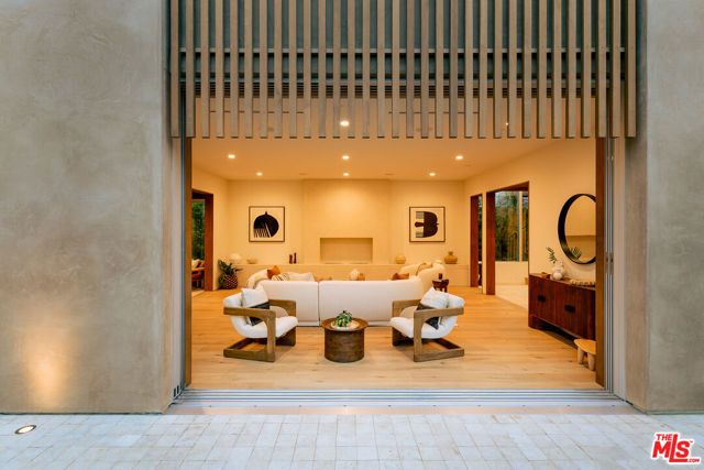 2132 Walnut Avenue, Venice (los Angeles), CA 90291