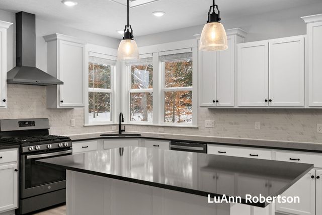 12677 Riverton Road, Grand Haven Twp, MI 49417