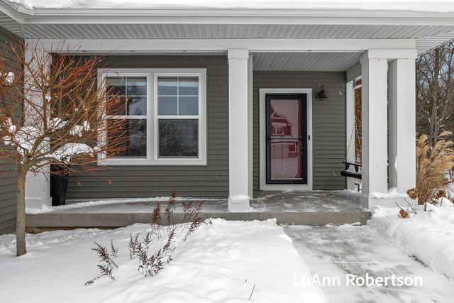 12677 Riverton Road, Grand Haven Twp, MI 49417