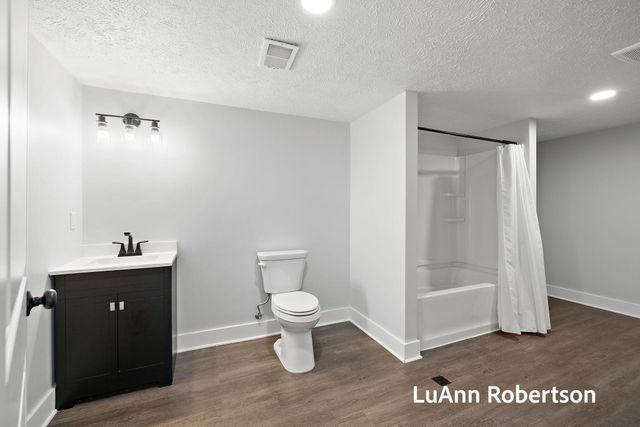 12677 Riverton Road, Grand Haven Twp, MI 49417