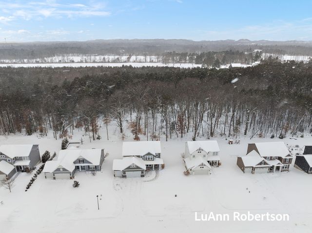 12677 Riverton Road, Grand Haven Twp, MI 49417