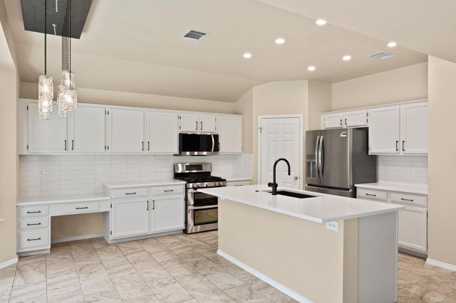 2104 Lobelia DR, Cedar Park, TX 78613