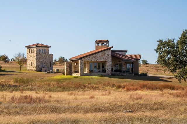 115 Strada Luca, Florence, TX 76527