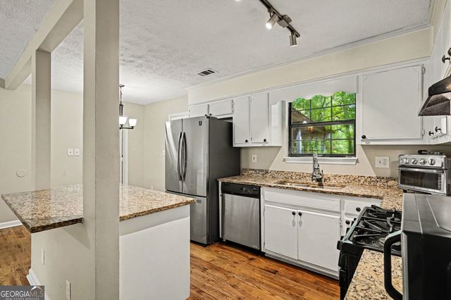 418 Sir Winston Court, Jonesboro, GA 30238