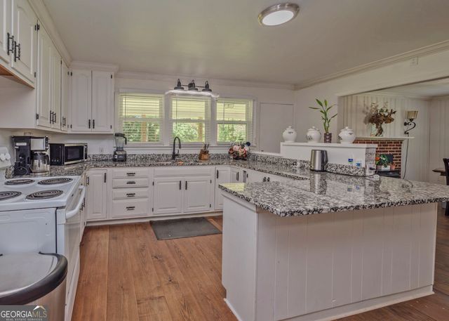 1803 Bowman Highway NW, Dewy Rose, GA 30634