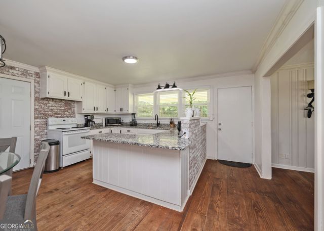 1803 Bowman Highway NW, Dewy Rose, GA 30634