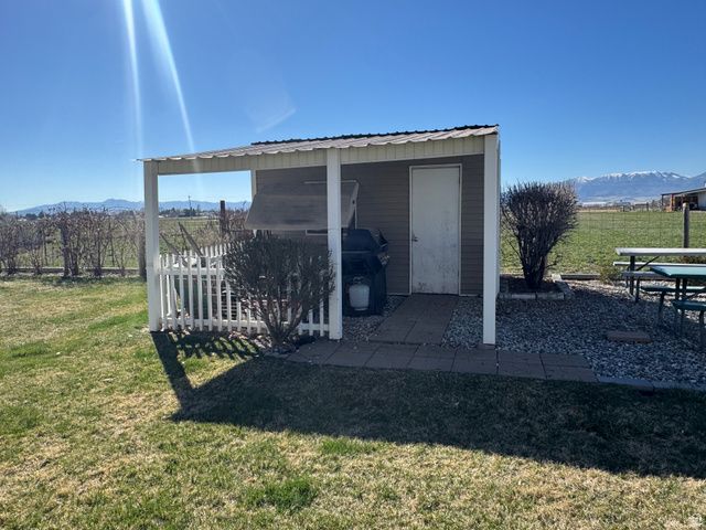 655 N 8TH, Preston, ID 83263