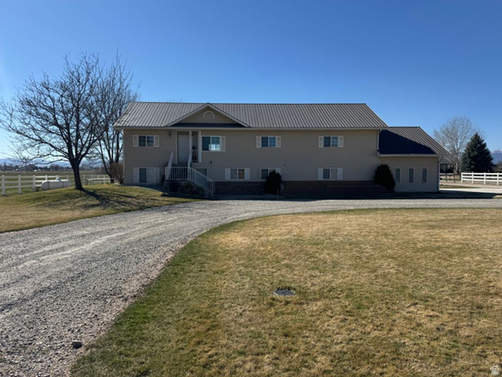 655 N 8TH, Preston, ID 83263