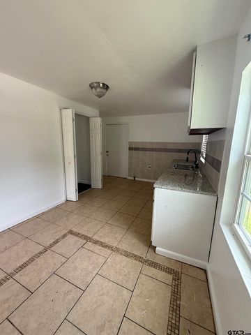812 W 26th, Tyler, TX 75702