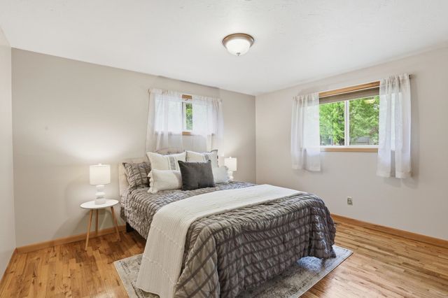 11905 E 22nd Ave, Spokane Valley, WA 99206