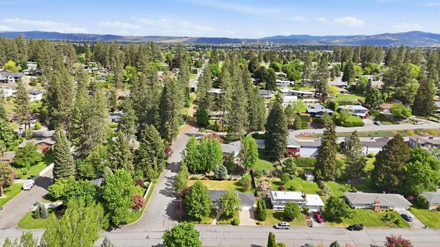 11905 E 22nd Ave, Spokane Valley, WA 99206