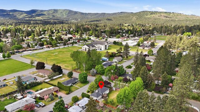 11905 E 22nd Ave, Spokane Valley, WA 99206