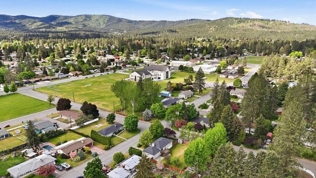 11905 E 22nd Ave, Spokane Valley, WA 99206