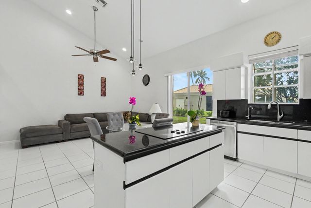 6219 EVIAN Place, Boynton Beach, FL 33437