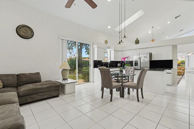 6219 EVIAN Place, Boynton Beach, FL 33437
