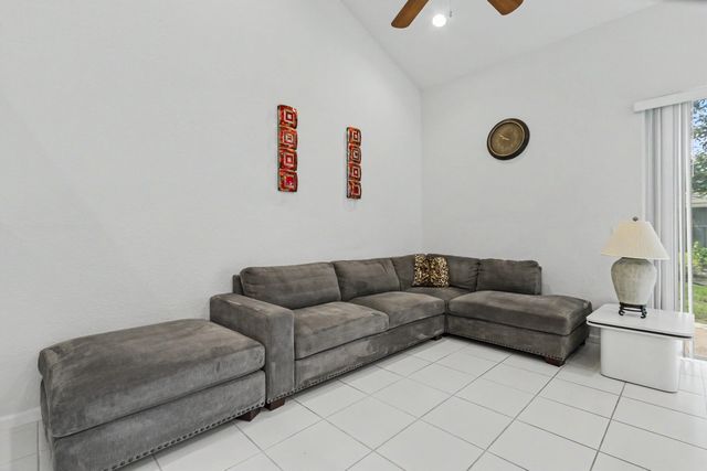 6219 EVIAN Place, Boynton Beach, FL 33437