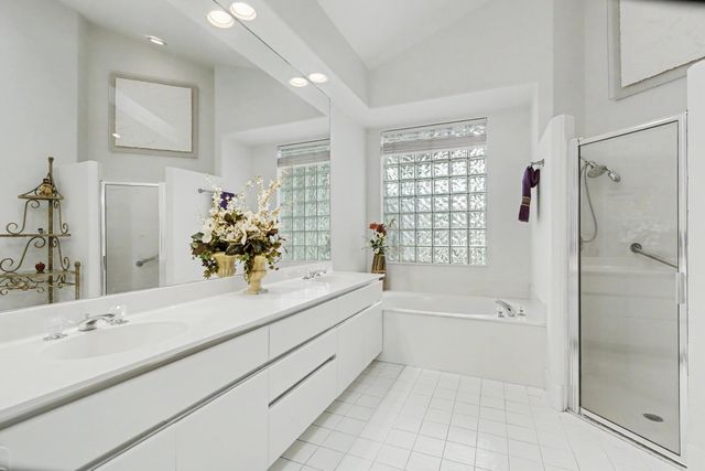 6219 EVIAN Place, Boynton Beach, FL 33437
