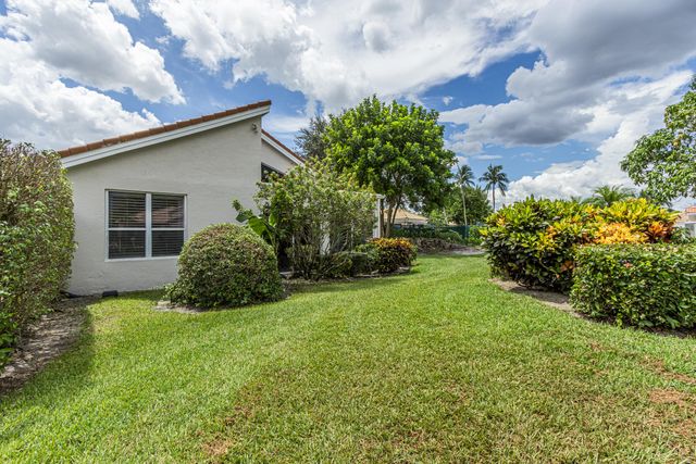 6219 EVIAN Place, Boynton Beach, FL 33437