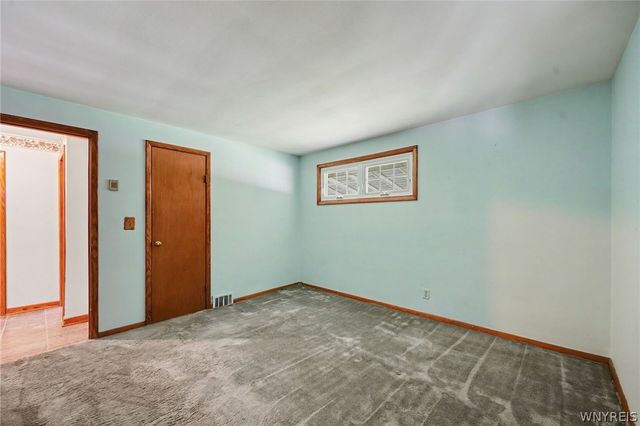 146 Marycrest Lane, West Seneca, NY 14224