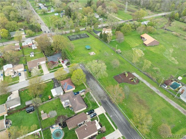 146 Marycrest Lane, West Seneca, NY 14224