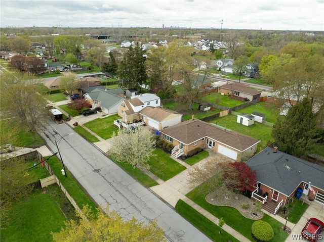 146 Marycrest Lane, West Seneca, NY 14224