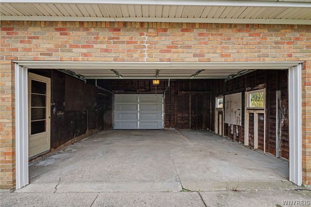 146 Marycrest Lane, West Seneca, NY 14224