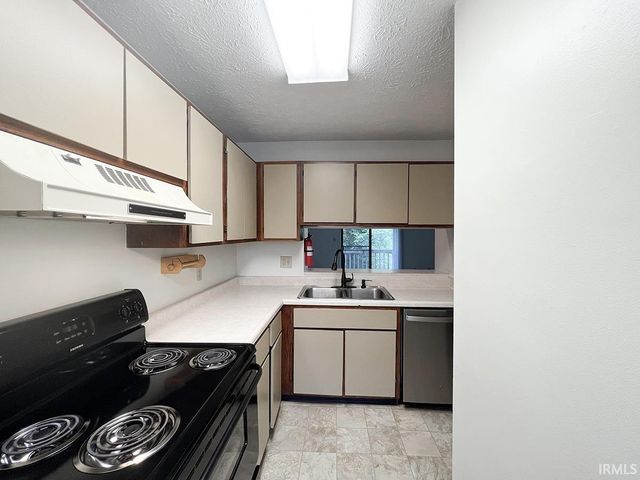 513 Graham Place, Bloomington, IN 47401