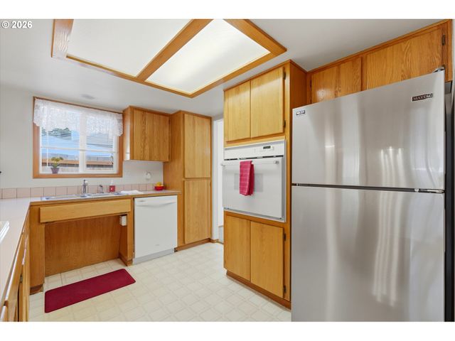 1715 Sw SONGBIRD St, Mc Minnville, OR 97128