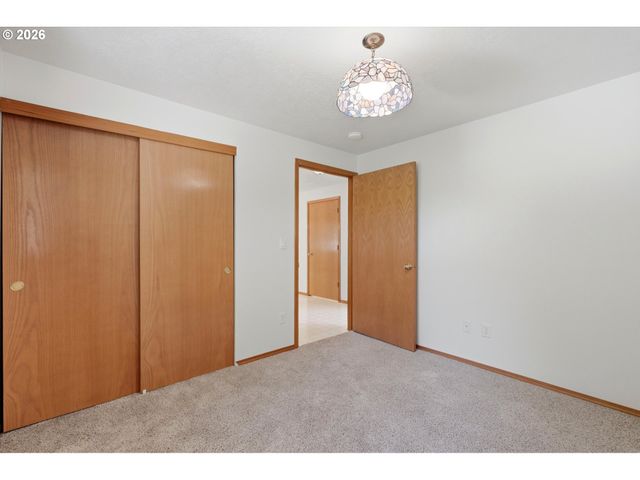 1715 Sw SONGBIRD St, Mc Minnville, OR 97128