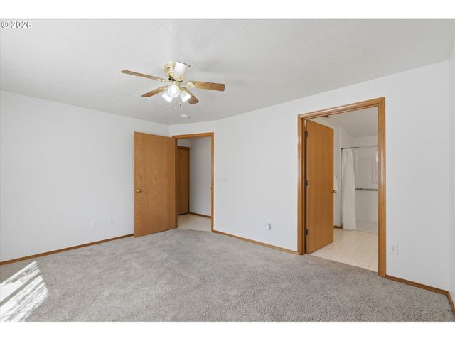 1715 Sw SONGBIRD St, Mc Minnville, OR 97128