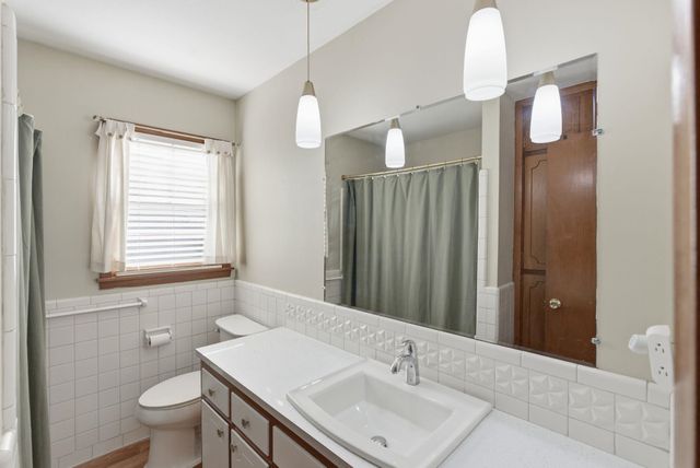 7407 E Plaza Ln, Wichita, KS 67206