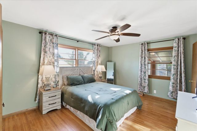 7407 E Plaza Ln, Wichita, KS 67206