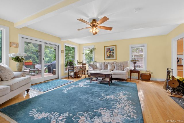 201 Esopus Creek Road, Saugerties, NY 12477