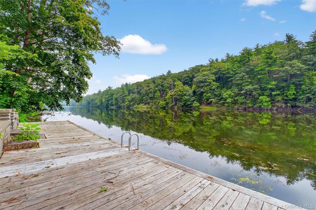 201 Esopus Creek Road, Saugerties, NY 12477