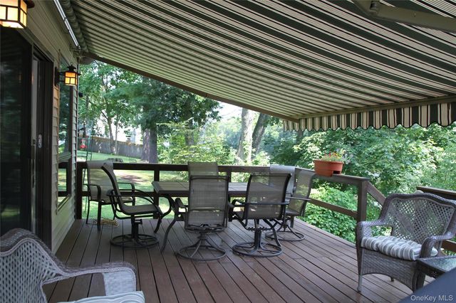 201 Esopus Creek Road, Saugerties, NY 12477