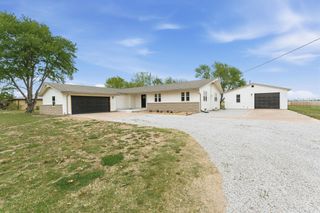 1418 N Meridian Rd, Peck, KS 67120