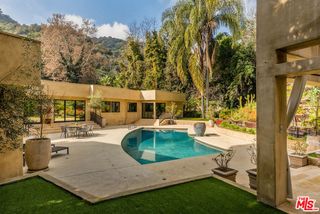 1634 Benedict Canyon Drive, Beverly Hills, CA 90210