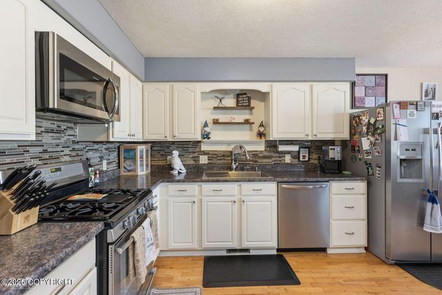 35290 Rockwood Drive, Soldotna, AK 99669