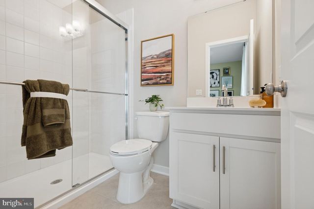 40 BASSWOOD ST, Berlin, NJ 08009