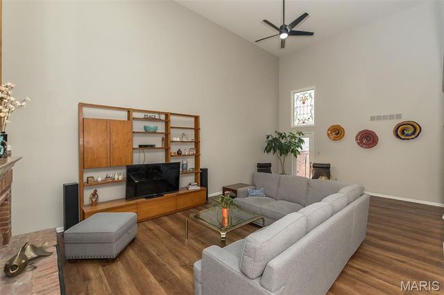 14380 Cedar Springs Drive, Chesterfield, MO 63017